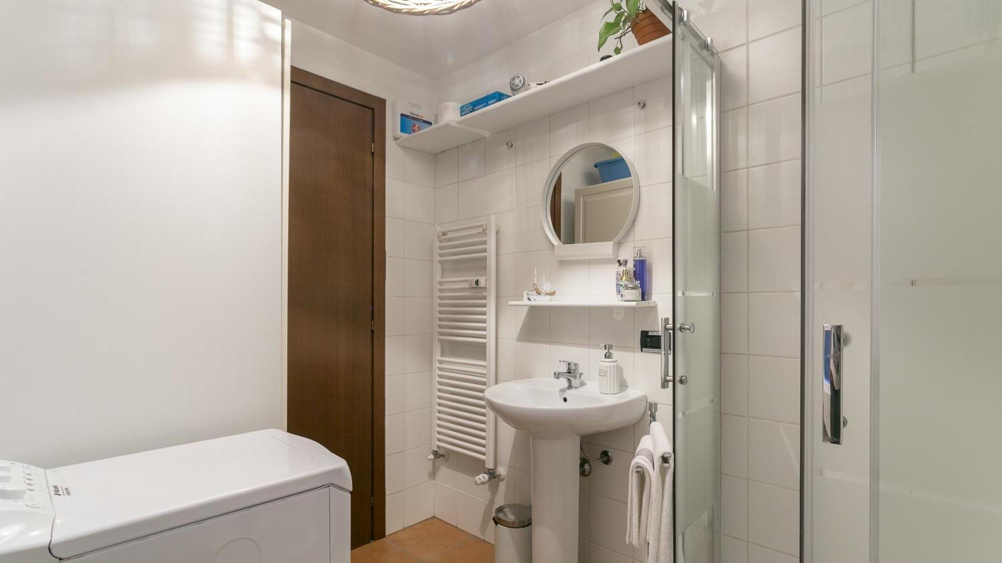 Appartement Spazio Isola- Free Wifi Milaan